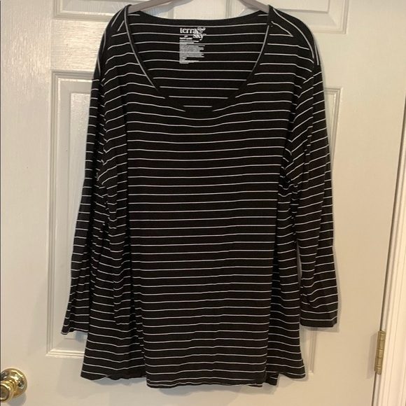 Terra & Sky Black and White Striped Long Sleeve Top 2x 20/22w - Picture 1 of 3